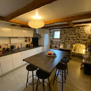https://le-gite-du-bessat-6-8-pers.hotels-rhonealpes.com